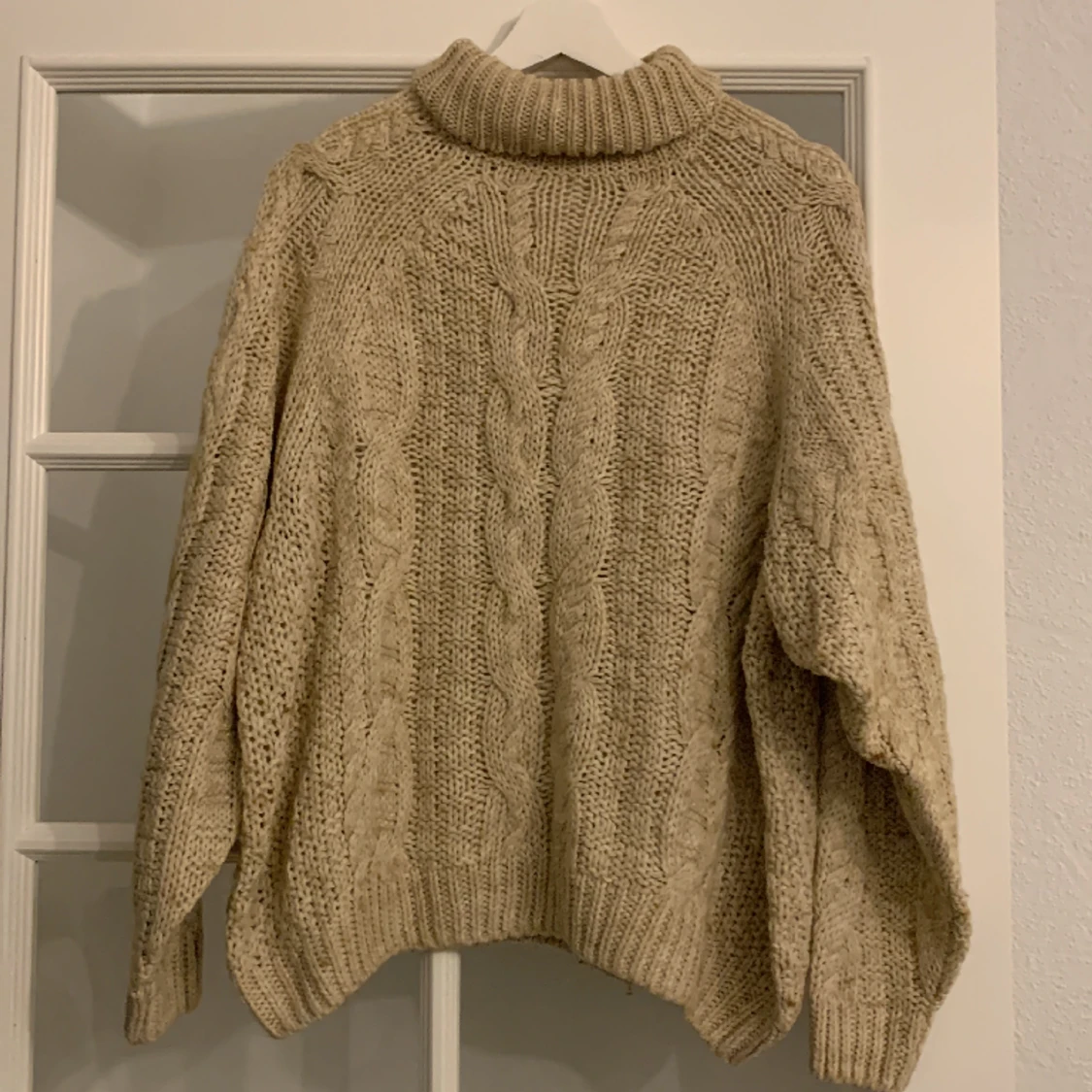 Stickad tröja 