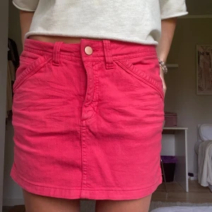 Röd kjol - Så snygg!