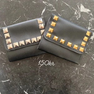 Plånbok  - Frakt 18kr ❤️ dom är lite handgjorda så det kan se pytte lite annorlunda ut