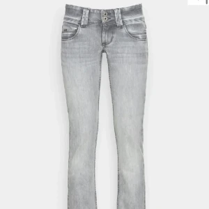 Lågmidjade jeans zalando - Storlek 29