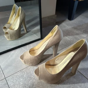 Klack skor - Säljer dessa för 70