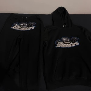 Trapstar Shooter Tracksuit - Näst intill helt ny Trapstar Shooter set. Säljer för att den inte riktigt passar mig.  Mera frågor eller bilder är det bara att fråga om!