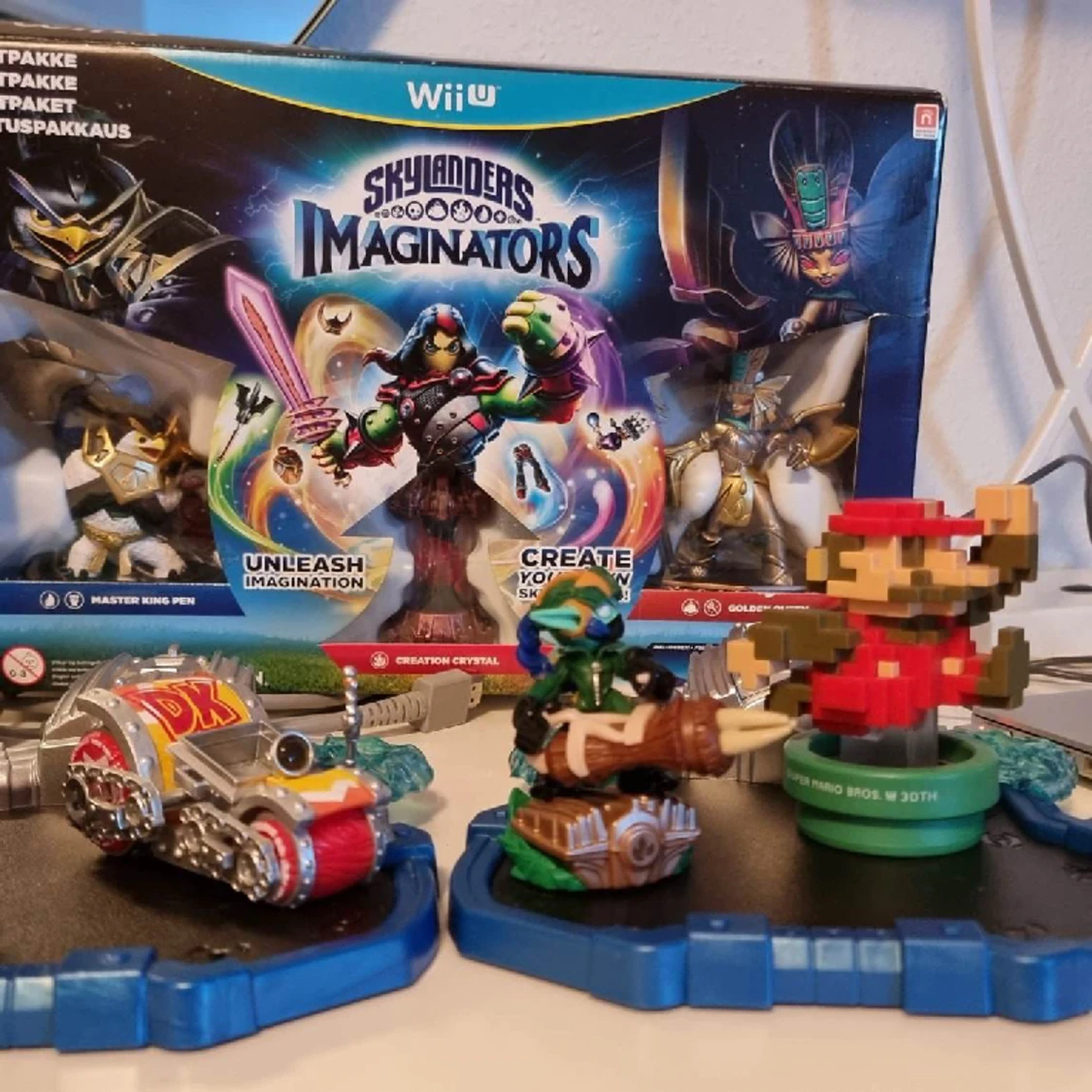 NINTENDO WII U KONSOL + SPEL  - 90