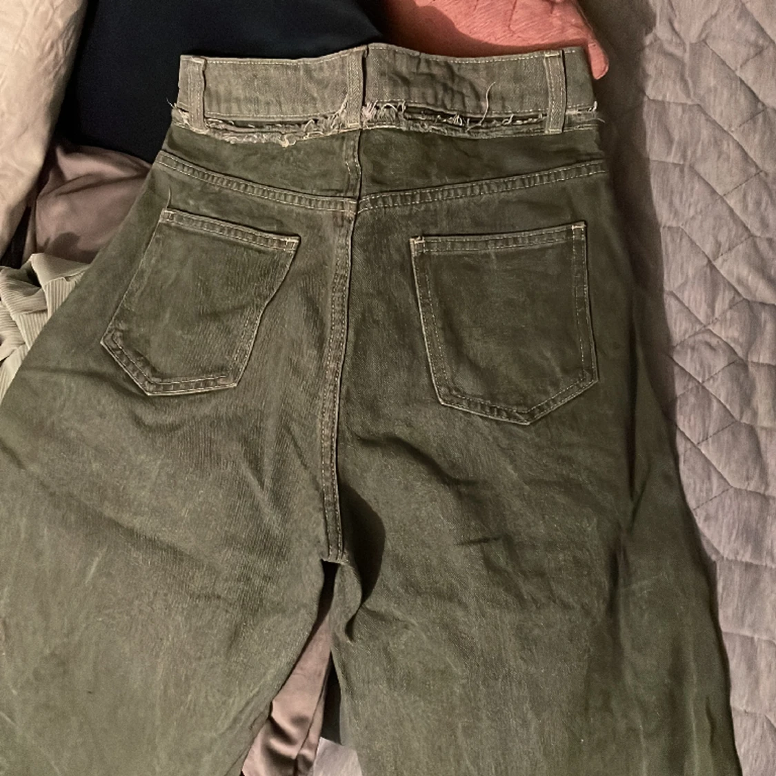 Gröna byxor  - 91