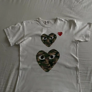 Cdg T-shirt  - Cdg T-shirt 