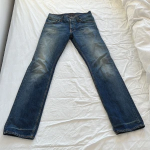 Nudie Jeans - Snygga jeans från Nudie Jeans.  inte för baggy och verkligen inte för tighta. skick 8/10