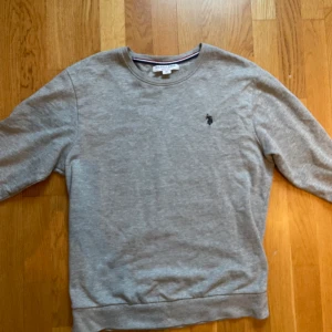 Us Polo - Storlek M bra skick nästan aldrig använd 