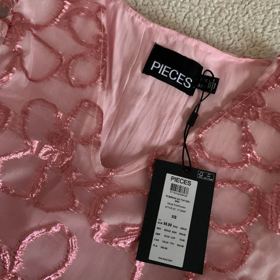 Pieces rosa metallisk blus med ballongärmar - 91