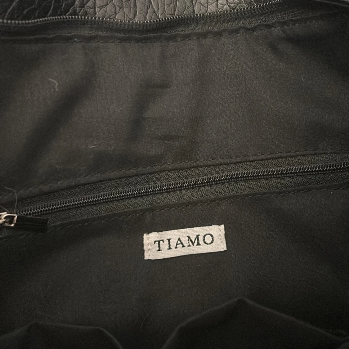 Tiamo väska  - 90