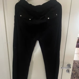 Juciy Couture Byxa - Har aldrig använt de utan bara testat de!