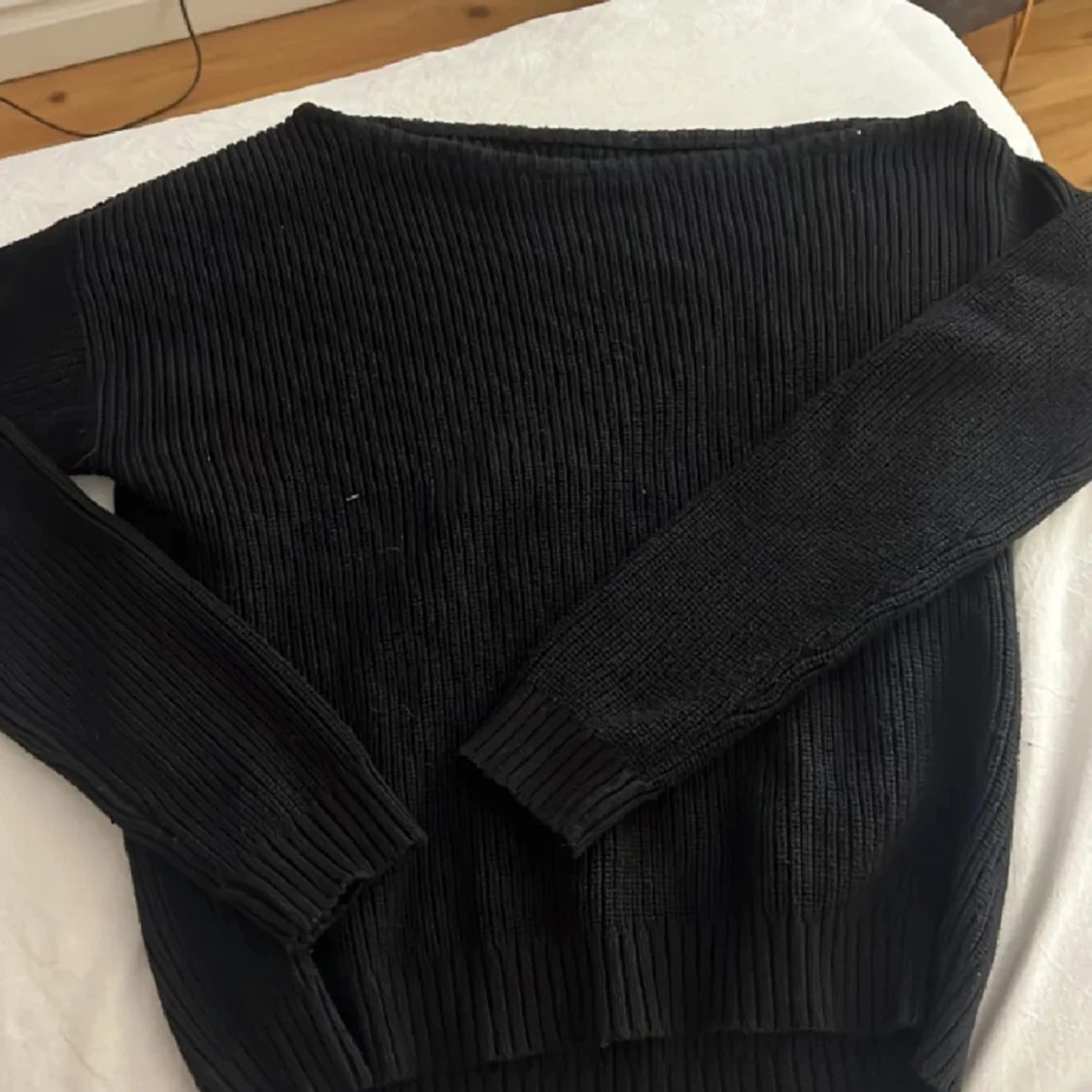 One shoulder tröja  - 91