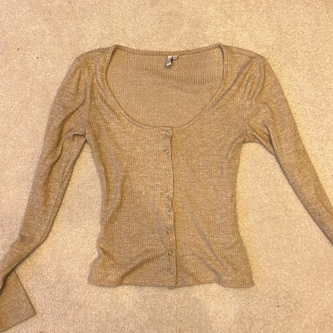 ribbad basic kofta/tröja🤎 - 90