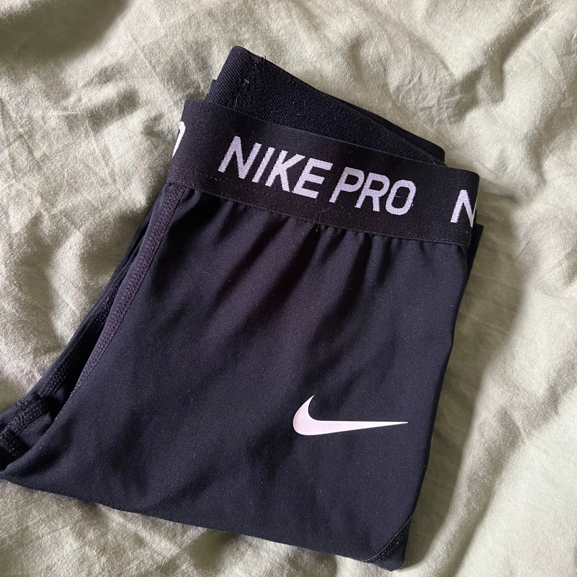 Nike Pro 