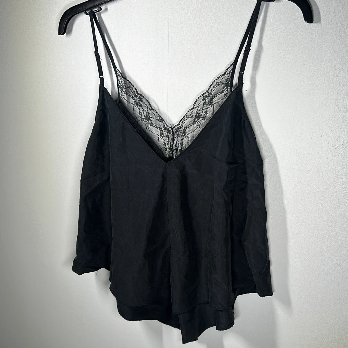 Svart topp med lace details - 91