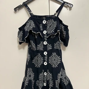 River island klänning  - River island klänning 