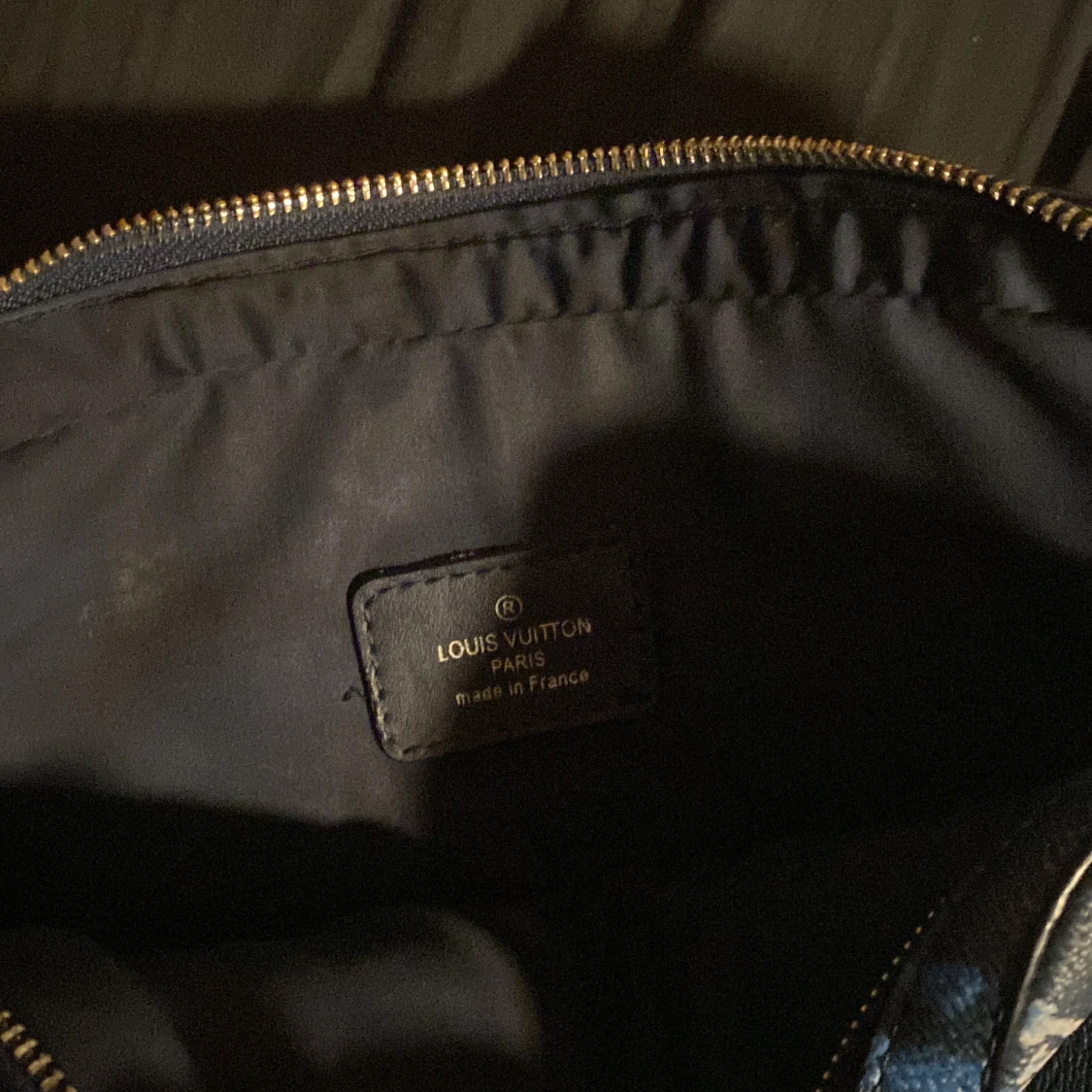 Äkta LV Väska från Frankike I Louis Vitton Butik  - 92