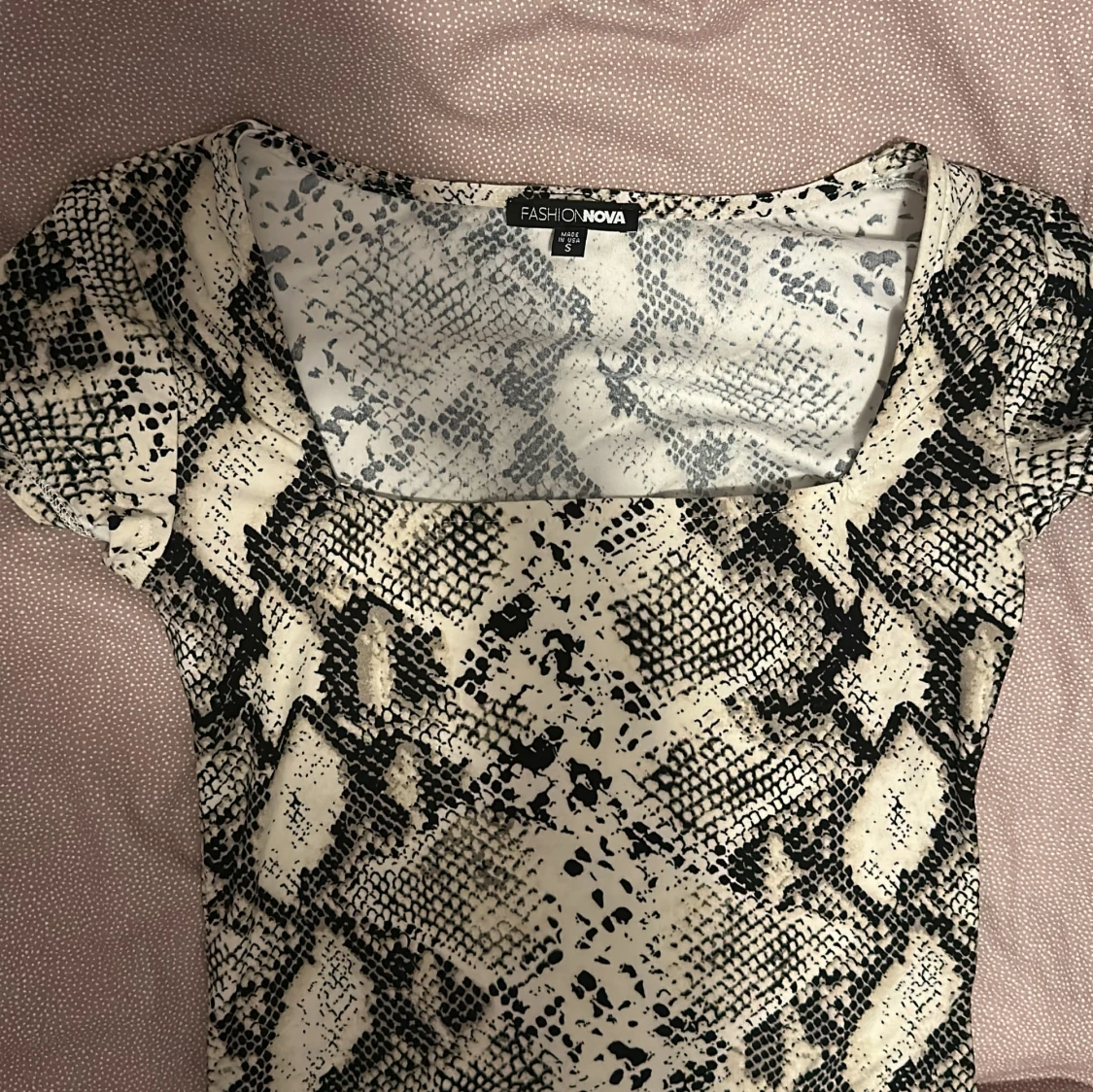 Body i ormmönster - 90