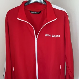 Palm angels  - Palm angels röd storlek M pris kan diskuteras!