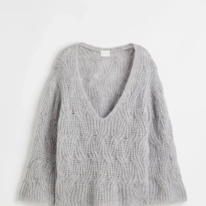 H&M stickad tröja - Ull & alpacka Aldrig använd, fortfarande lapparna kvar 