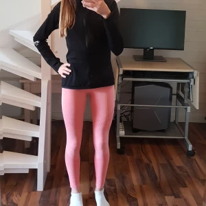 Aimn byxor - Jättefina byxor från aimn i storlek xs💗