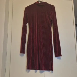 Klänning med krage - Köpt i Forever 21, i Seoul Korea