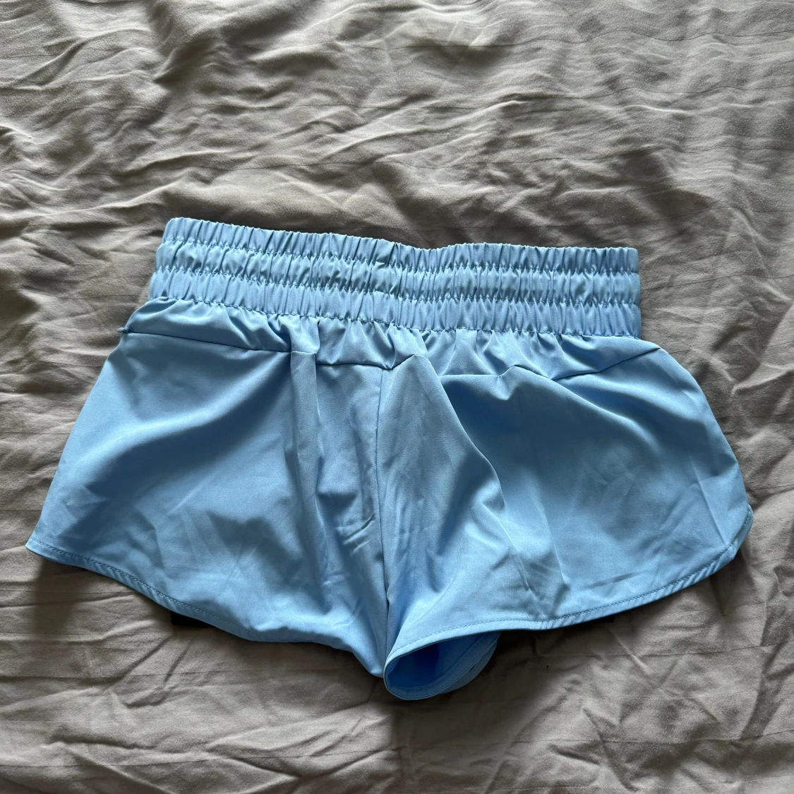 Helt nya löpningsshorts - 90