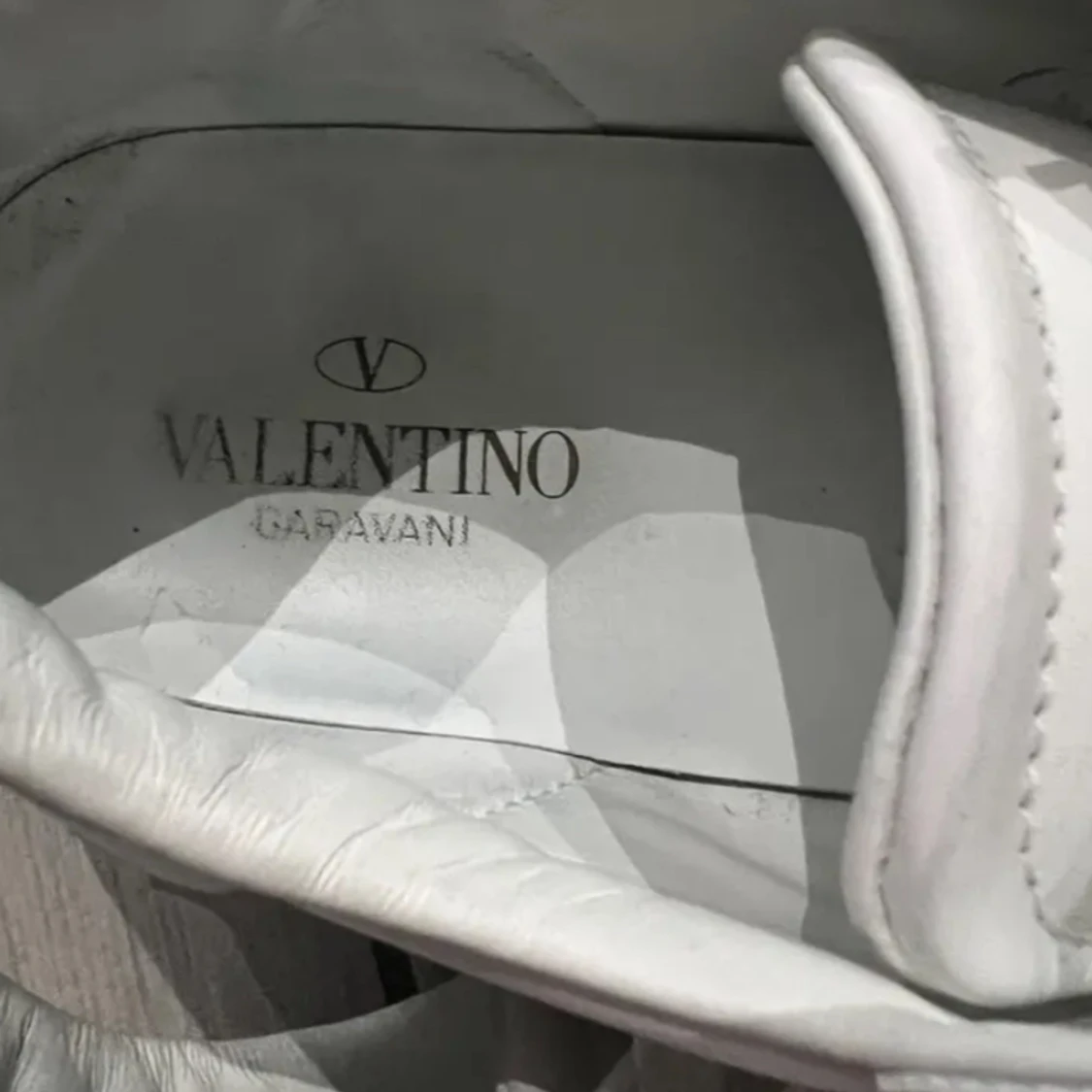 Valentino garavani skor - 90