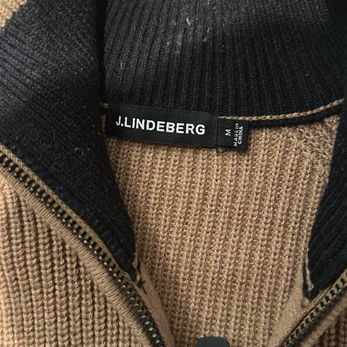 Brun stickad J.Lindeberg fullzip  - 90