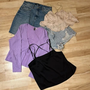 Klädpaket kofta, toppar, jeansshorts+kjol - Jeansshorts och jeanskjol stl 38  Kofta stl M  Toppar stl 38-40