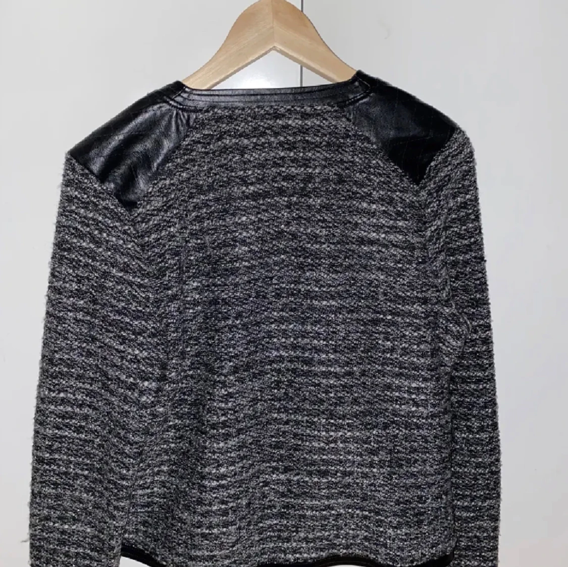 Snygg koft/jacka - 90