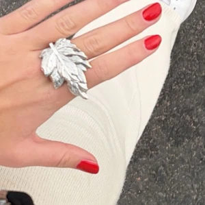 Ring silver - Supercool ring som inte längre kommer till användning 🩷fint skick!