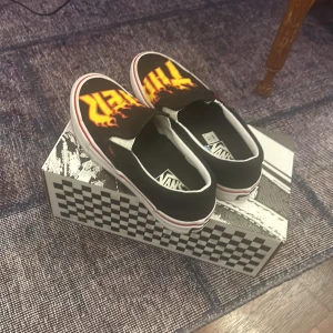 Vans x thrasher - De bra skick inte original låda nästan aldrig använda Pris kan diskuteras 