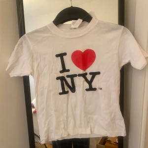 I ❤️ NY t-shirt - Helt ny med prislapp