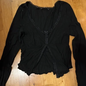 Gina topp - Super söt, populär topp från gina, aldrig använd!