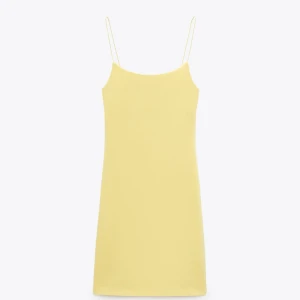  figursydd klänning 🥰 - Super bekväm och fin klänning som formar sig efter kroppen ❤️super somrig 