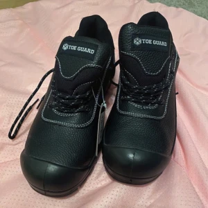 Toe guard skor - Storlek 41