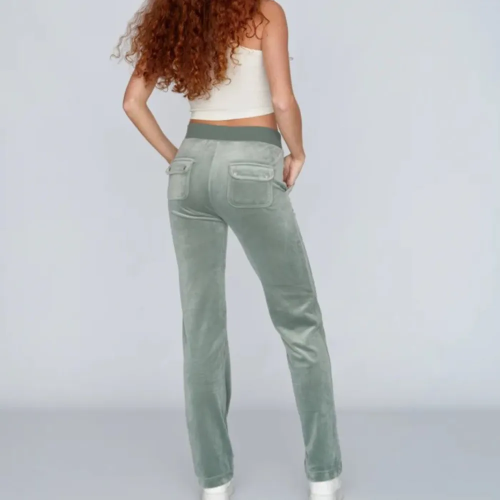 Har i flera andra färger och storlekar, kika profil 💗💗💗. Jeans & Byxor.