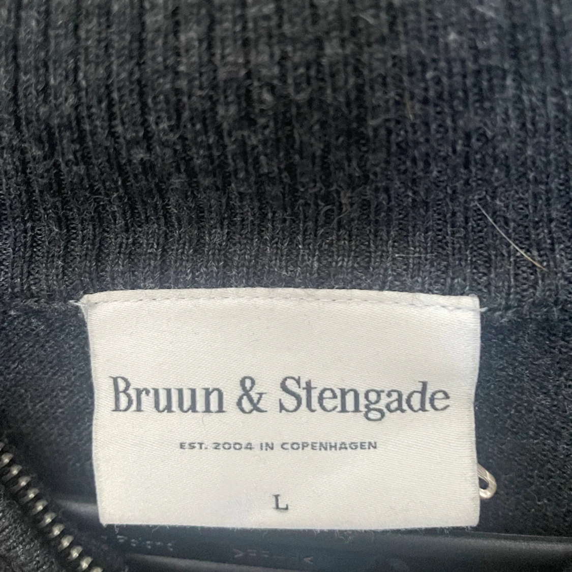 Half sip tröja från brunn&stengade  - 91