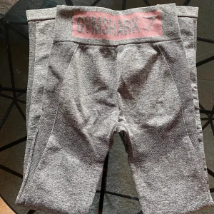 Gymshark tights strl XS - Så fina utan anmärkningar.