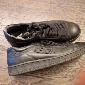 Kenzo skor - I mycket bra skick. 