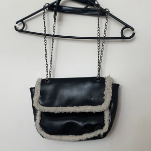 Väska - En liten väska från SHEIN 