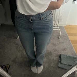 Jeans - Nästan aldrig använda