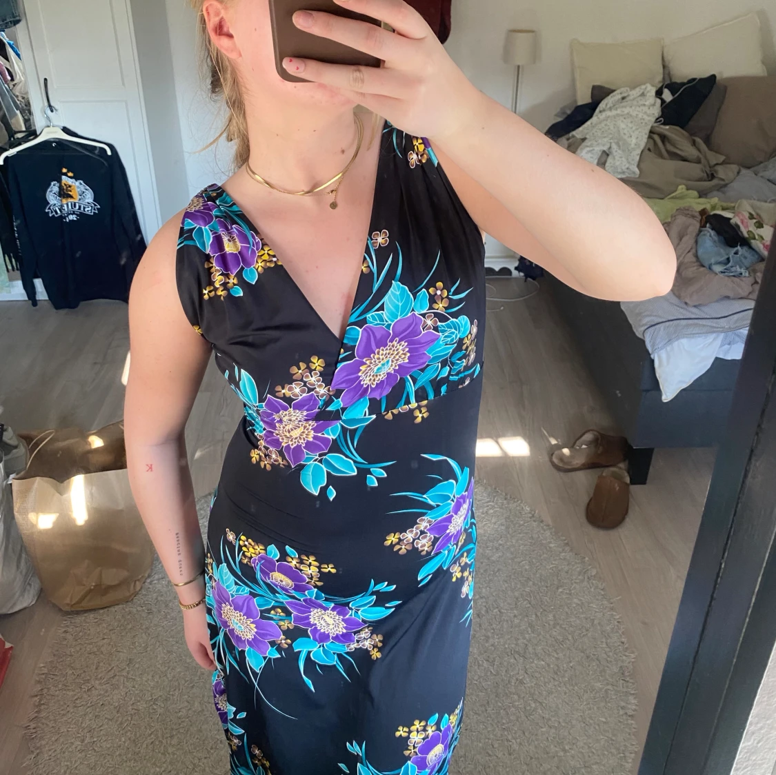 Blommig klänning  - 91