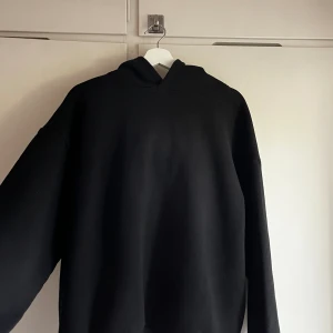 A dsgn hoodie M - A dsgn hoodie M