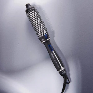 Björn Axén värme borste  - Har haft den i 2 månader har inte andvänt allas mycket. 