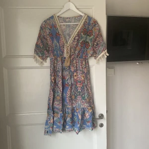 Sommarklänning - Köpt i Kroatien. Aldrig använd.