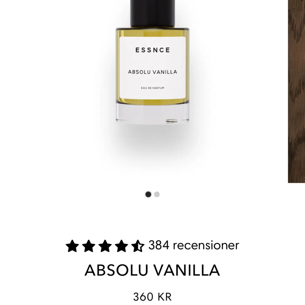 Säljer min Absolu Vanilla 50ML parfym från Essnce, som ni ser har jag använt lite av den. Det är en dupe av Kayali Vanilla 28 som jag redan har, därav säljer jag den. Luktar verkligen vaniljbakelse! . Övrigt.