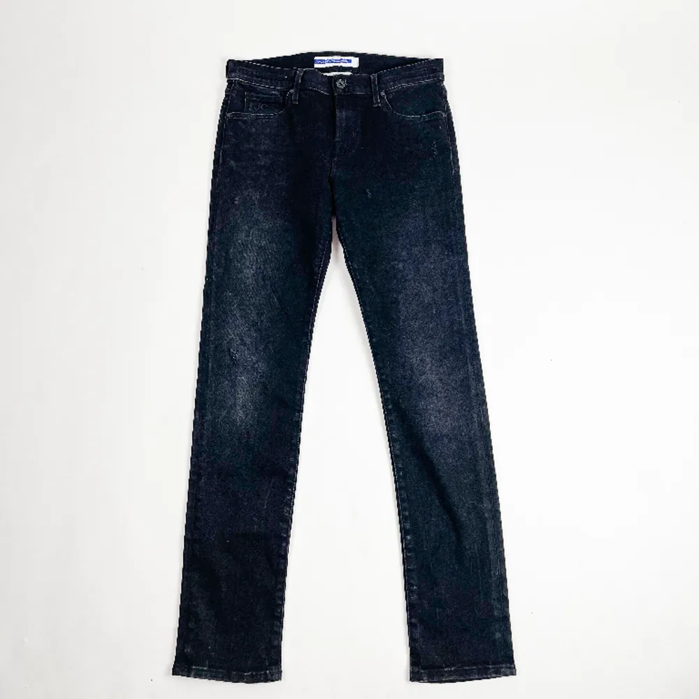 Jacob cohën jeans  Skick: 10/10 Storlek: 31 Färg: svart Pris: 1199kr  . Jeans & Byxor.