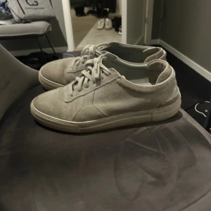 Använda arigato  - Säljer mina använda arigato Ingen box finns 