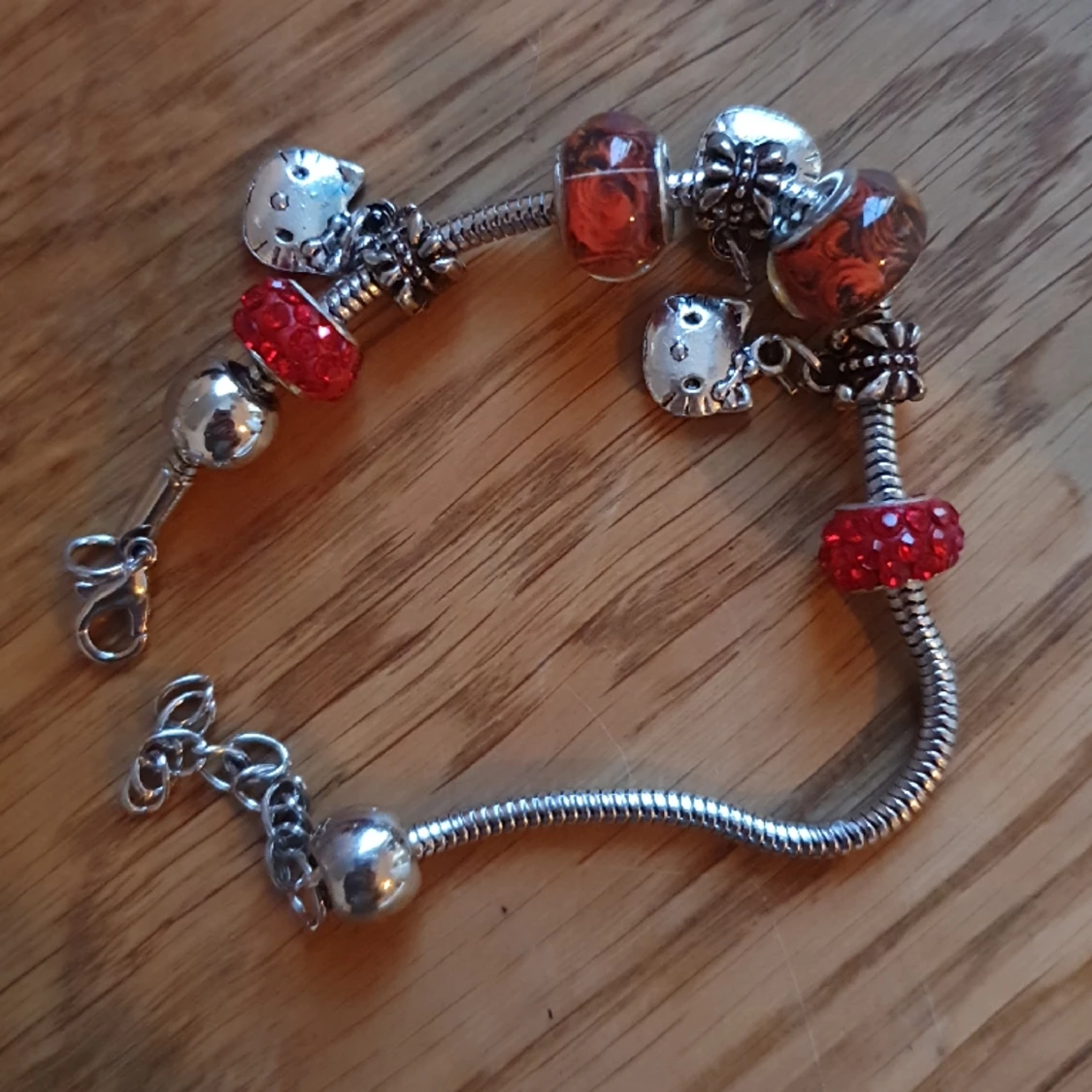 Pandoraliknande armband
